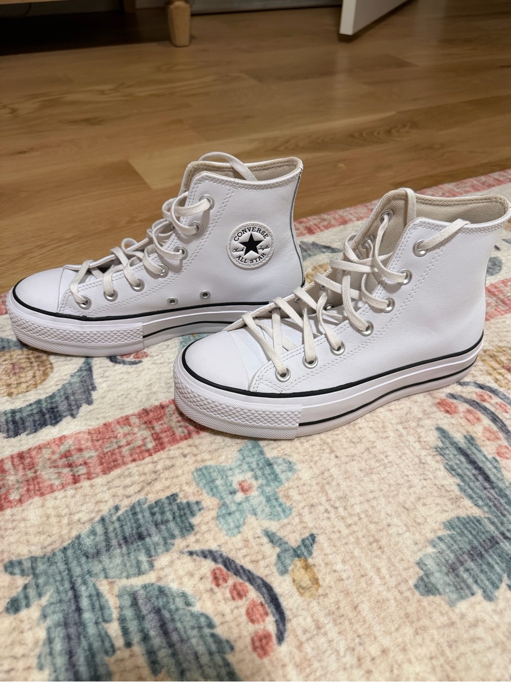 Women’s Platform High-Top Converse - Picture 2 of 4